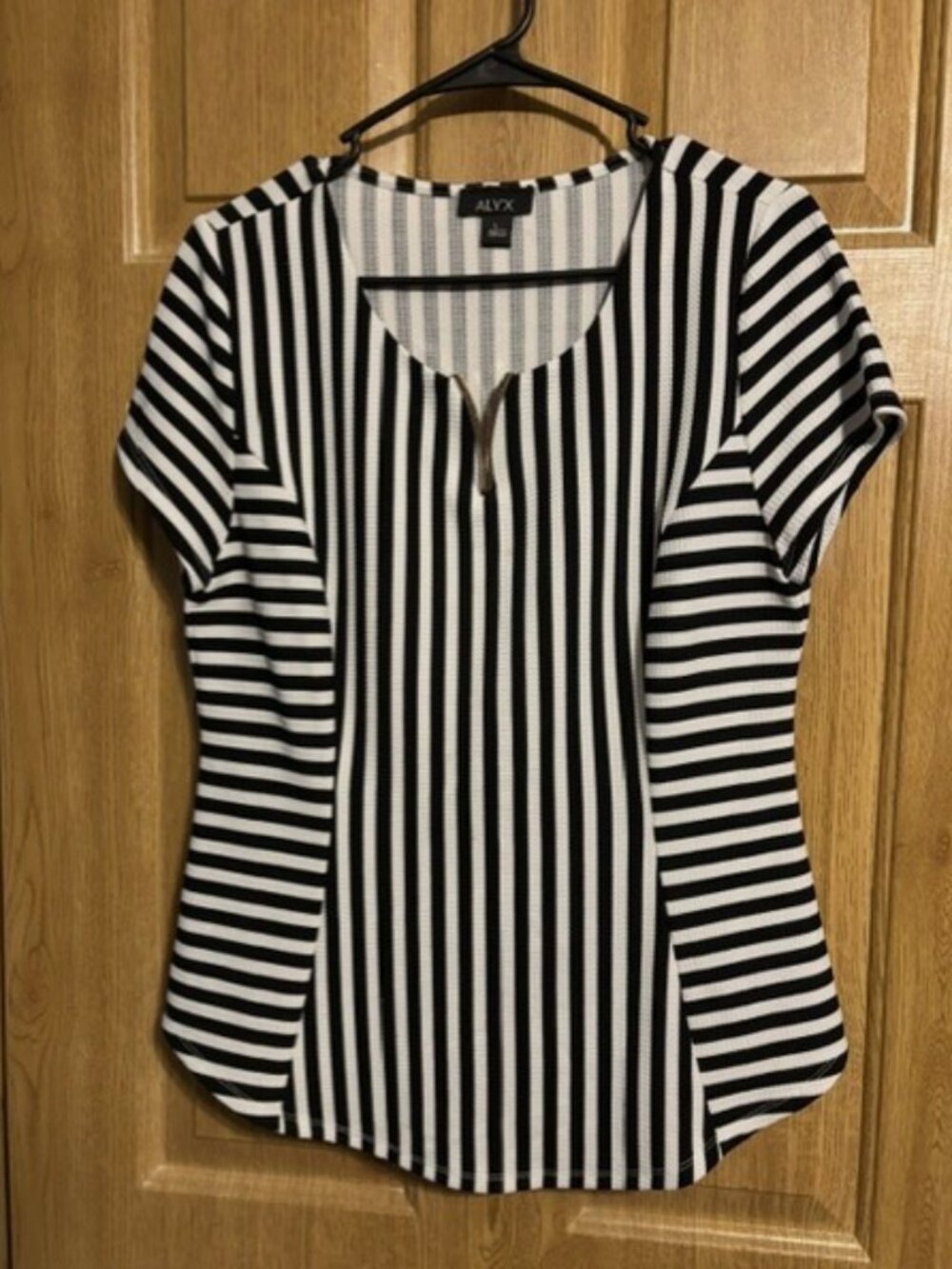 ALYX Women's Black & White Striped Short Sleeve Blouse Large